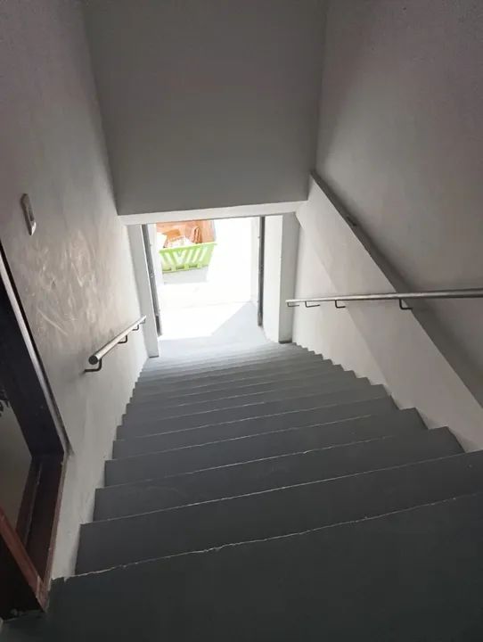 ALUGA-SE EXCELENTE E AMPLA SALA COMERCIAL NA TRAVESSA 9 JANEIRO  - Foto 4