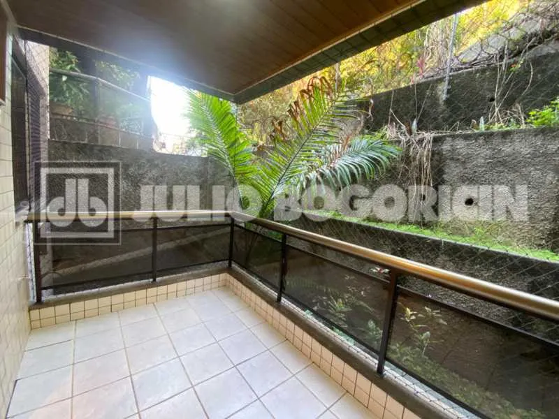Ilha do Governador - Ribeira - VENDA - Apartamento - 2 Quartos - Varanda - Dependências -