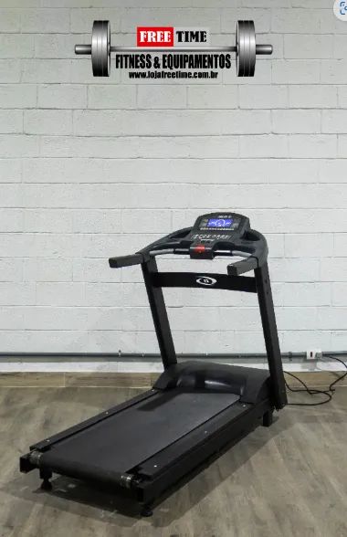 Esteira Gurik com inclinação usado profissional