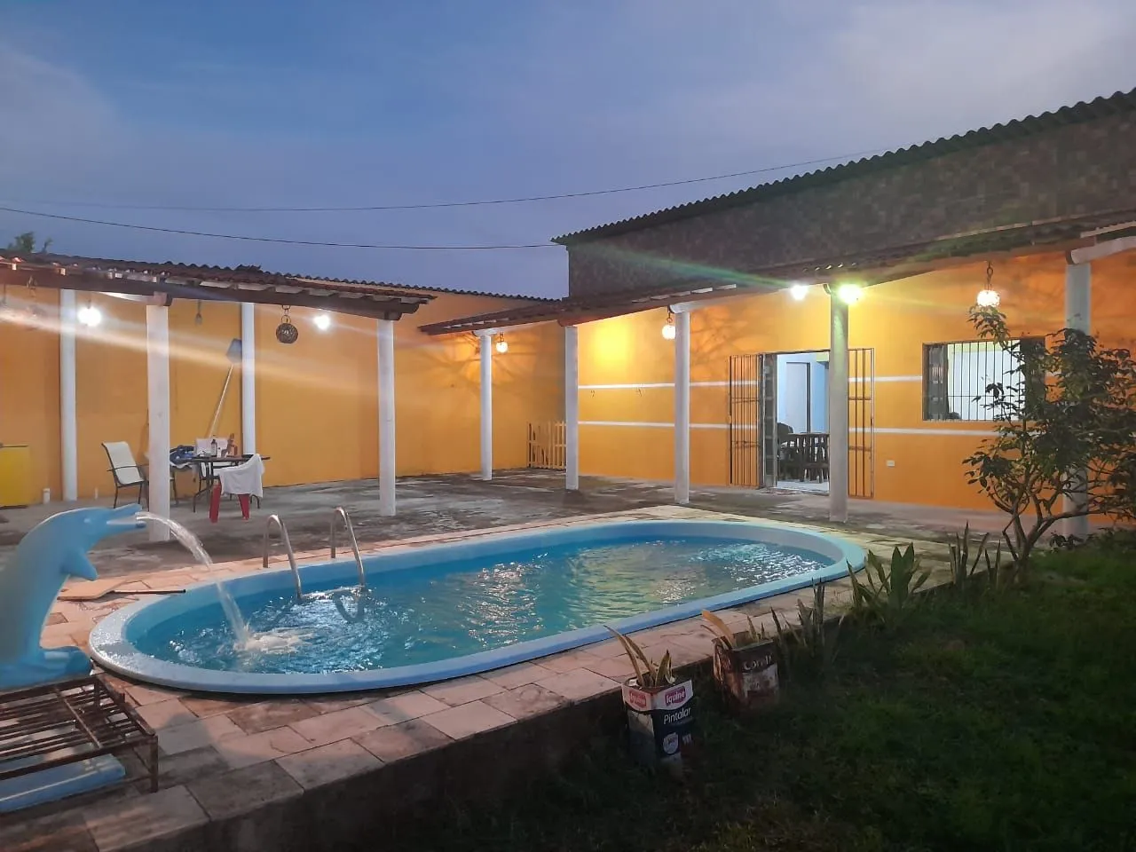 Casa com piscina para temporada