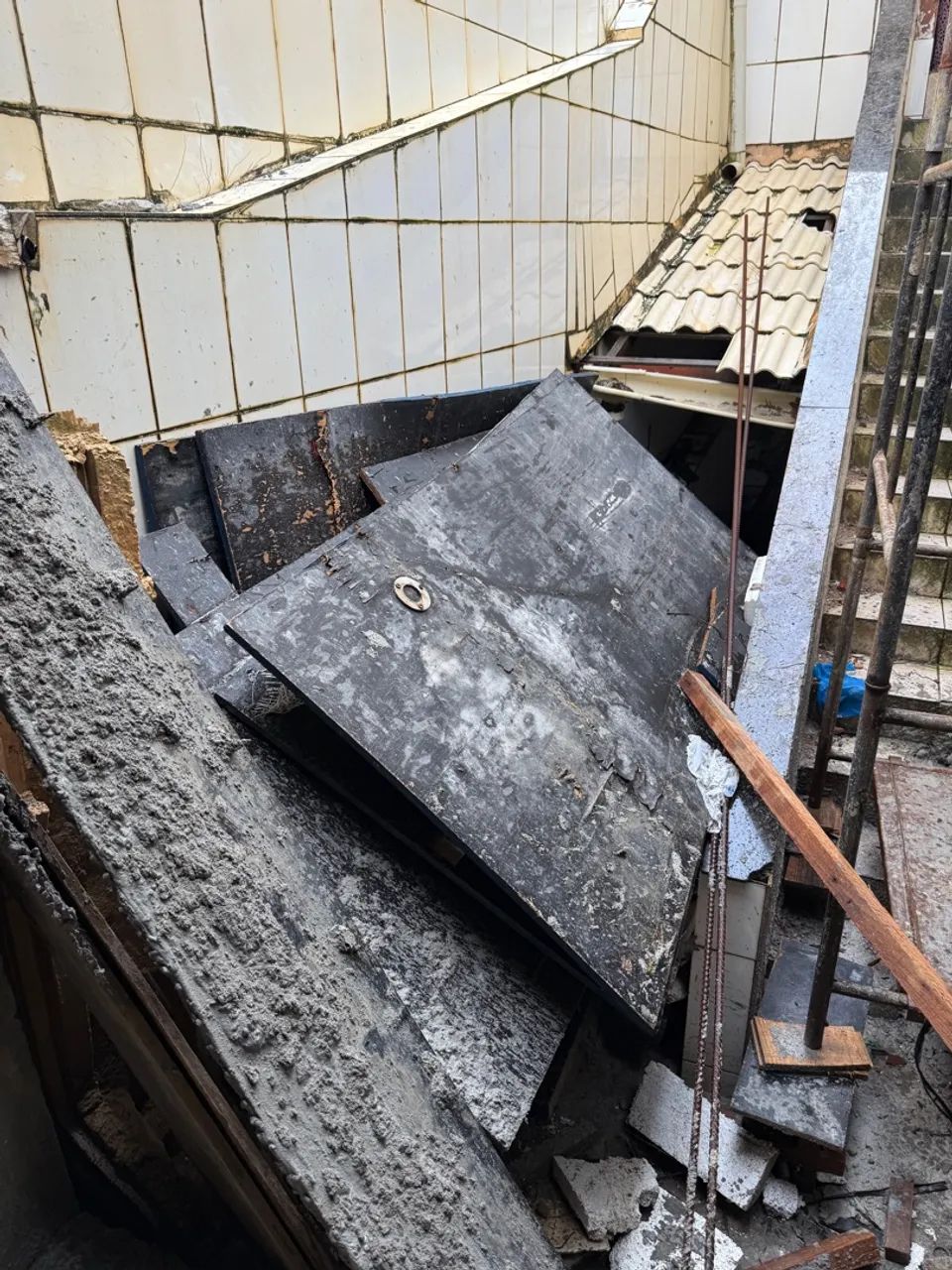 Madeirite plastificado , tabua de pinus , barrote de pinus - Foto 5