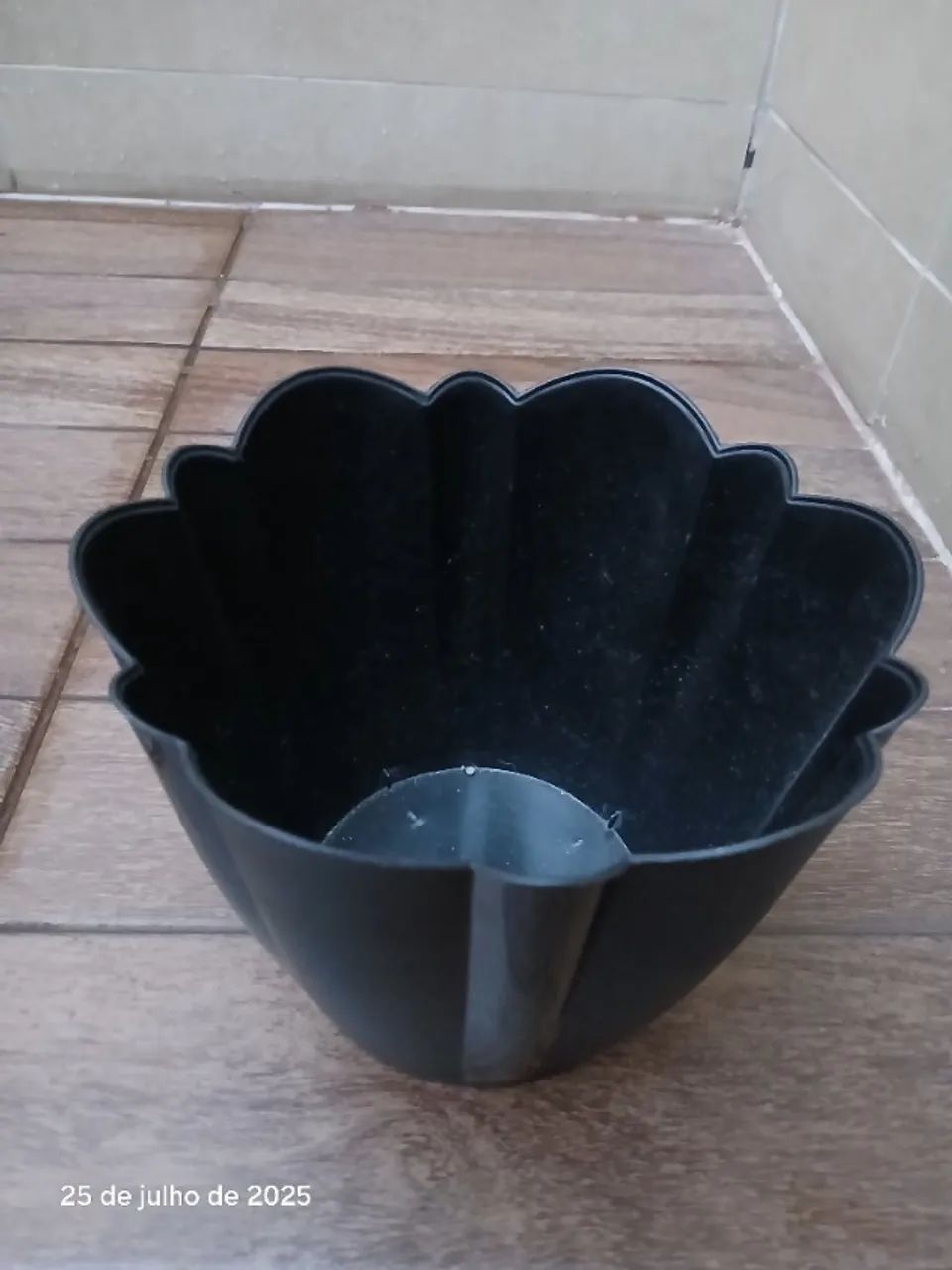 Cachepot plástico preto médio - Foto 2