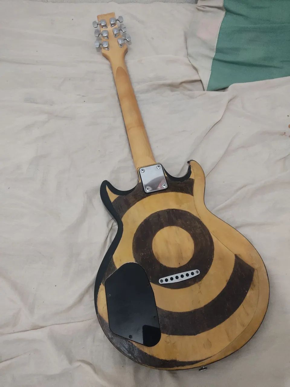 Guitarra gioIbanez modelo gax3064684408864771120