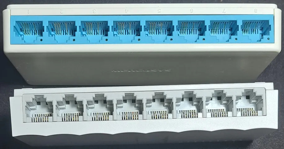 02 Switch 08 Portas 10/100Mbps