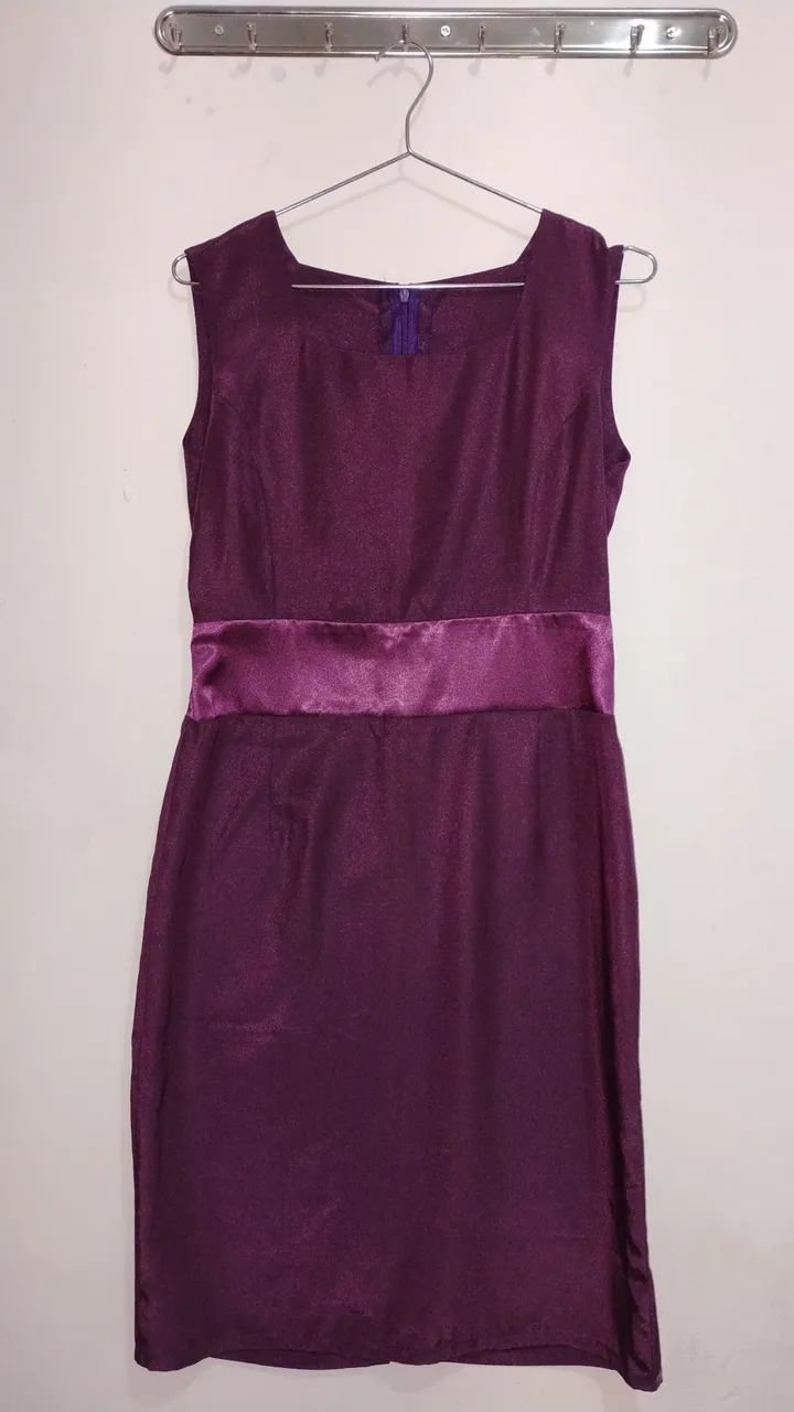 Vestido roxo elegante