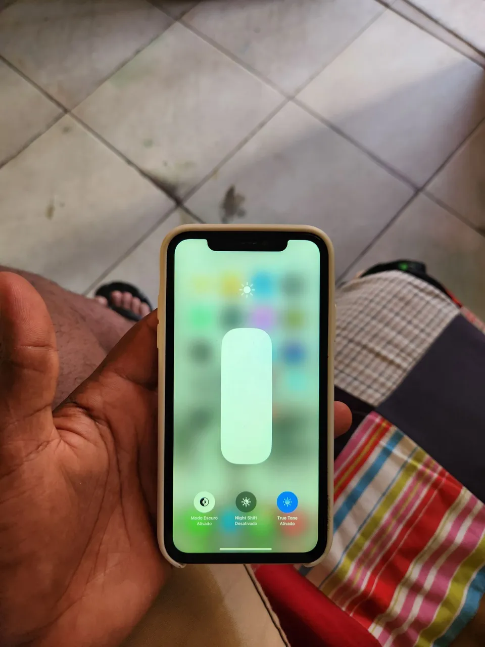 IPHONE XR 64GB