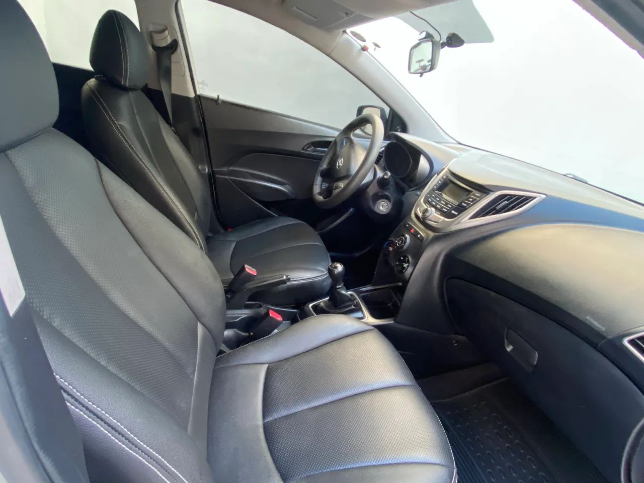 Hyundai HB20 Comf./c.plus/c.style 1.0 Flex 12V 2015 - Foto 2