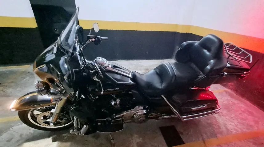 VENDO MOTO HARLEY DAVIDSON ULTRA LIMITED FLHTK 2019/19 - Foto 3