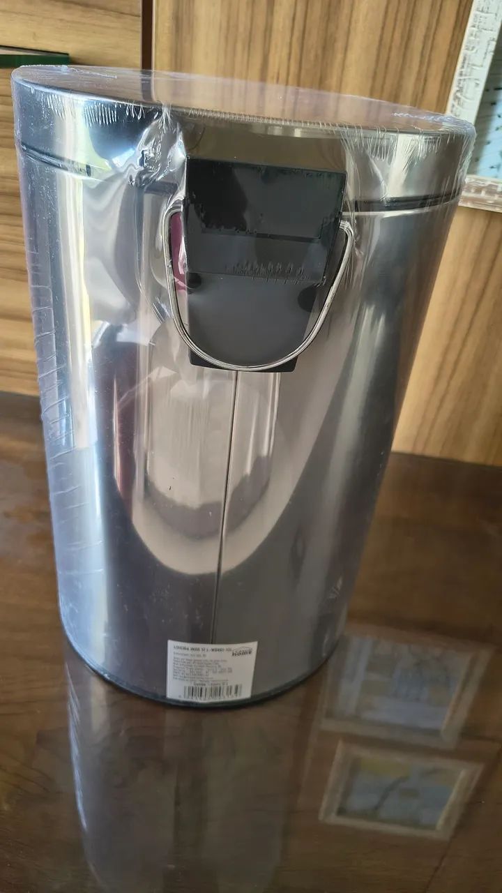 LIXEIRA 12 LITROS ACO INOX (C/PEDAL) - Foto 2