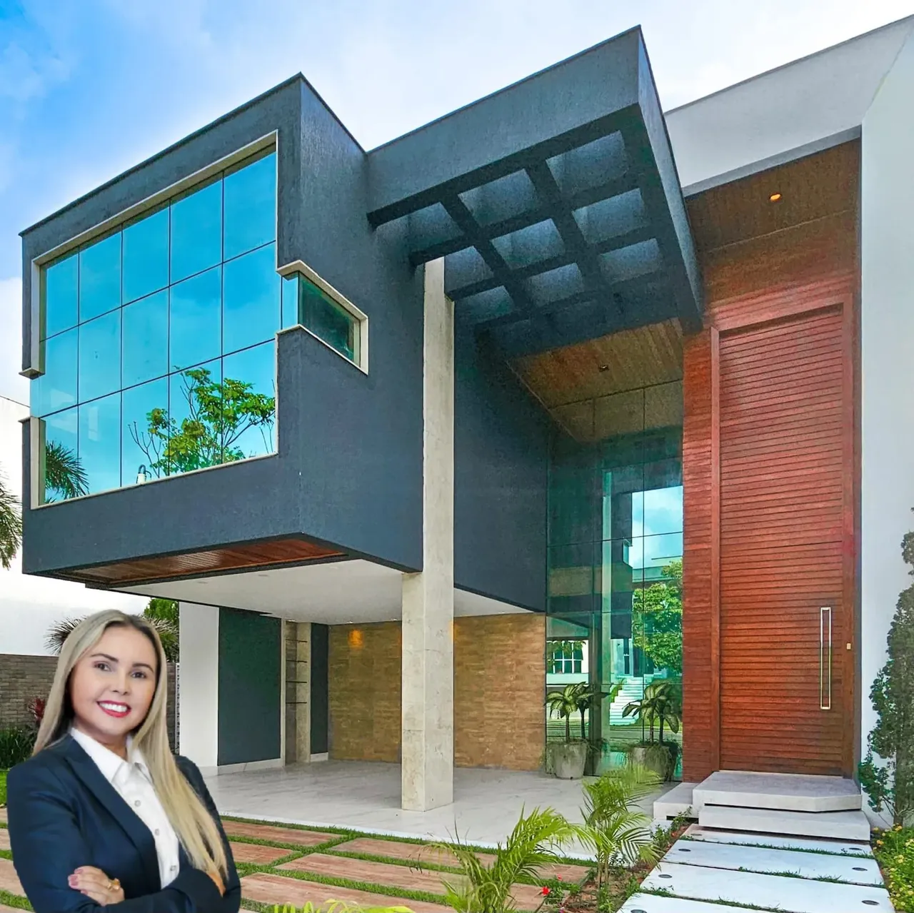 casa mobiliada no Alphaville Catuana com 5 quartos, analisa permita. R$ 2.700.000,00