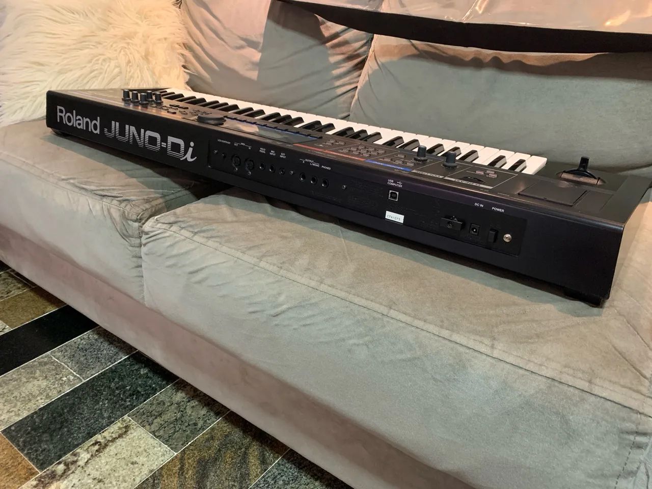 Sintetizador Roland Juno-DI - Foto 3