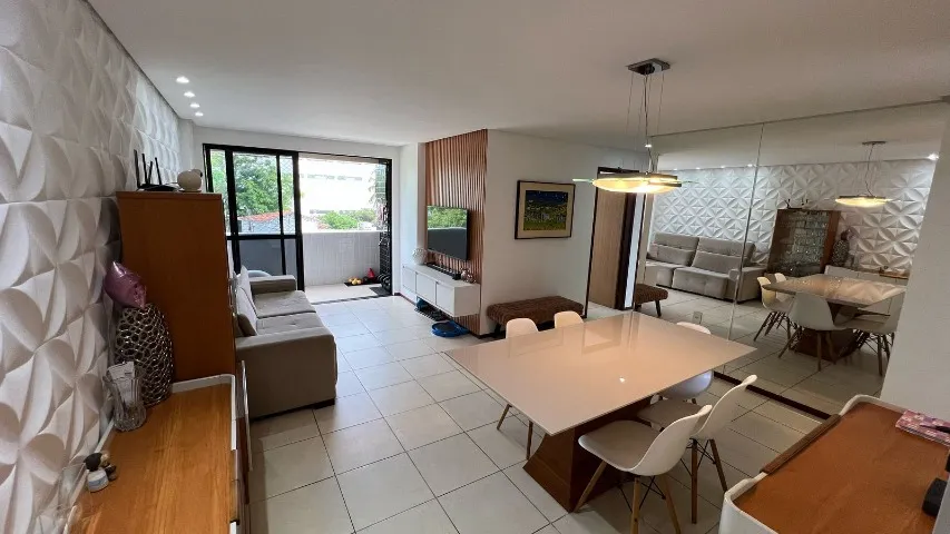 APARTAMENTO AMPLO E SOFISTICADO NO CORAÇÃO DO FAROL!