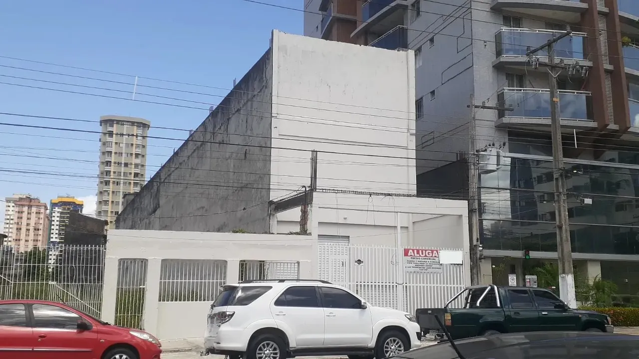 Prédio comercial para locação com 1.574m2 na Travessa Mauriti, Pedreira