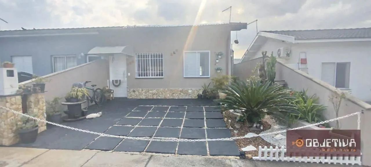 Casa com 2 dormitórios à venda, 79 m² por R$ 550.000 - Fazenda Aya - Suzano/SP