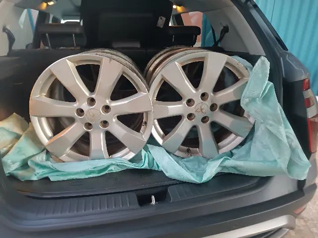Rodas aro 18 da Outlander originais, sem pneus. - Foto 2
