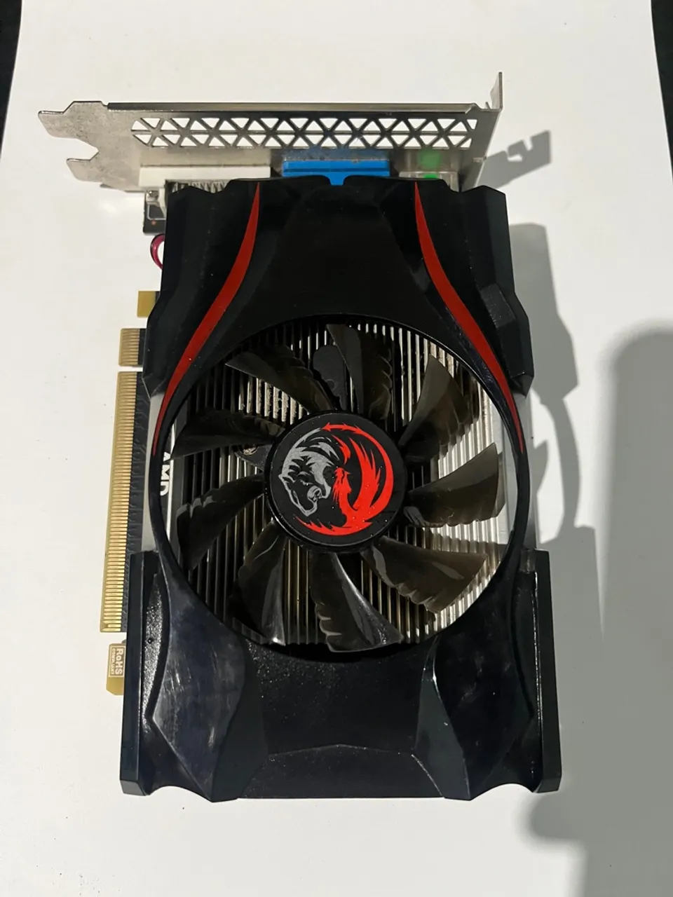 PLACA DE VIDEO AMD GPU HD 6570 2GB GDDR3 128 BITS ATX SINGLE FAN - PCYEScVi