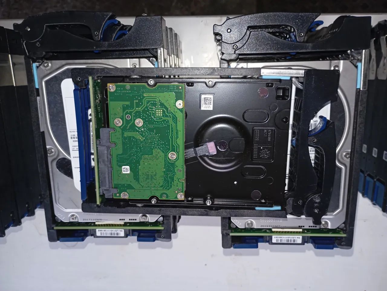 20 unidades de HDs Para Servidores. - Foto 4