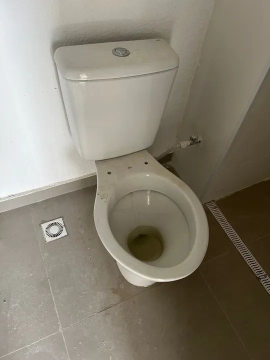 Vaso com caixa acoplada Deca 