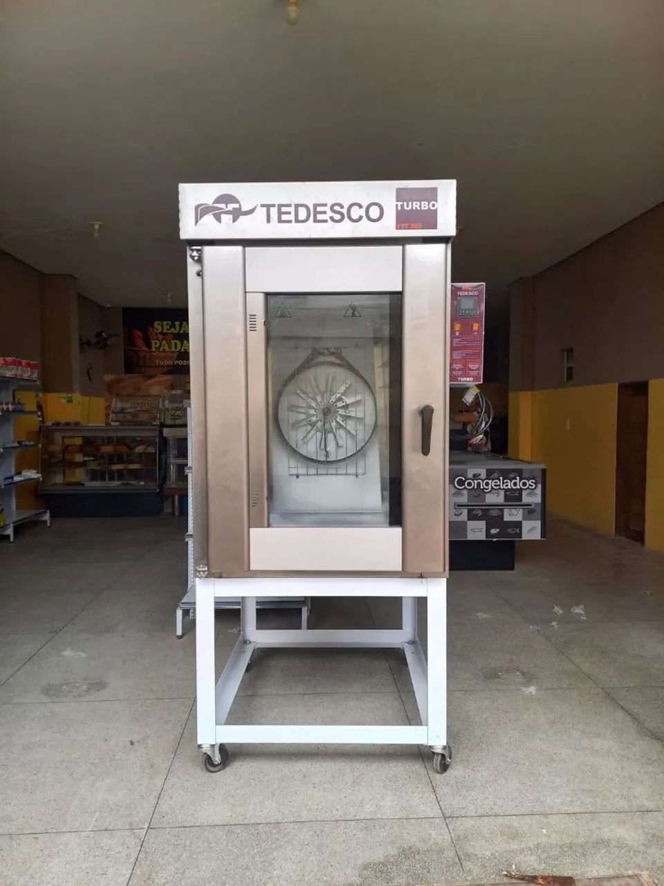 Forno Turbo 10 telas Tedesco - Foto 2