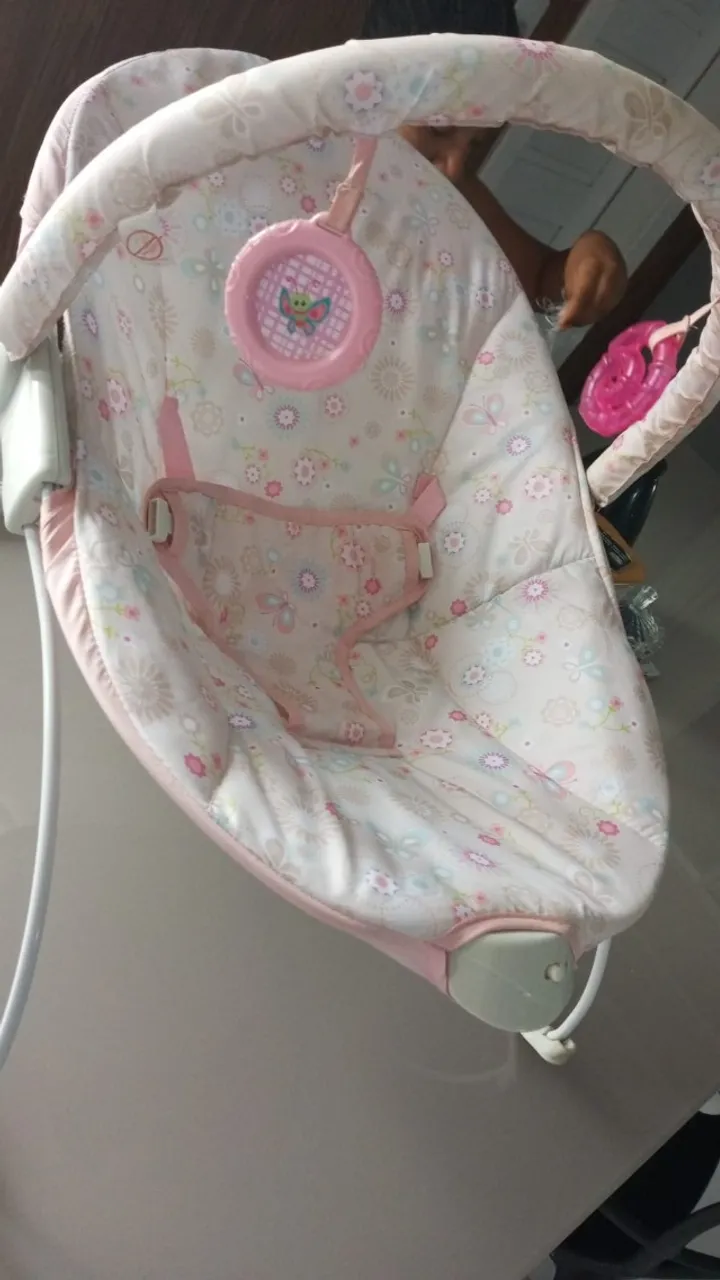 Cadeirinha de balanço de bebê