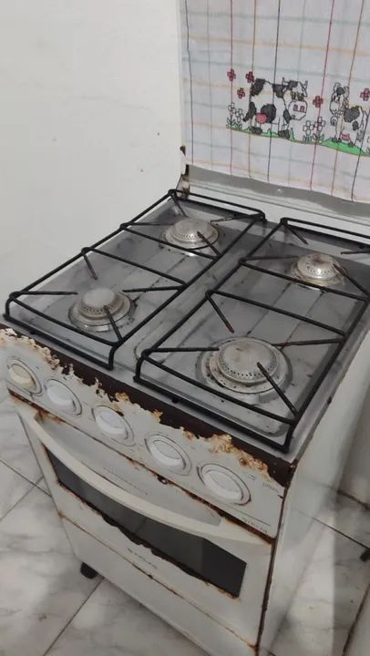 FOGÃO 4 bocas 