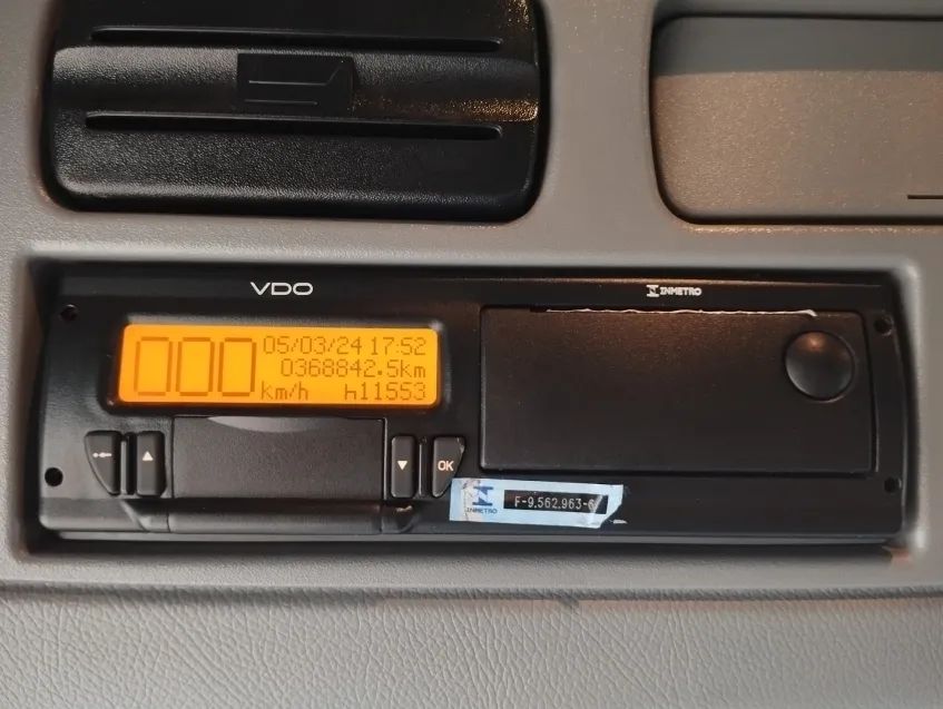 Mercedes-Benz Actros 2651LS | RETARDER Tanque Suplementar 6x4 2018 - Foto 14