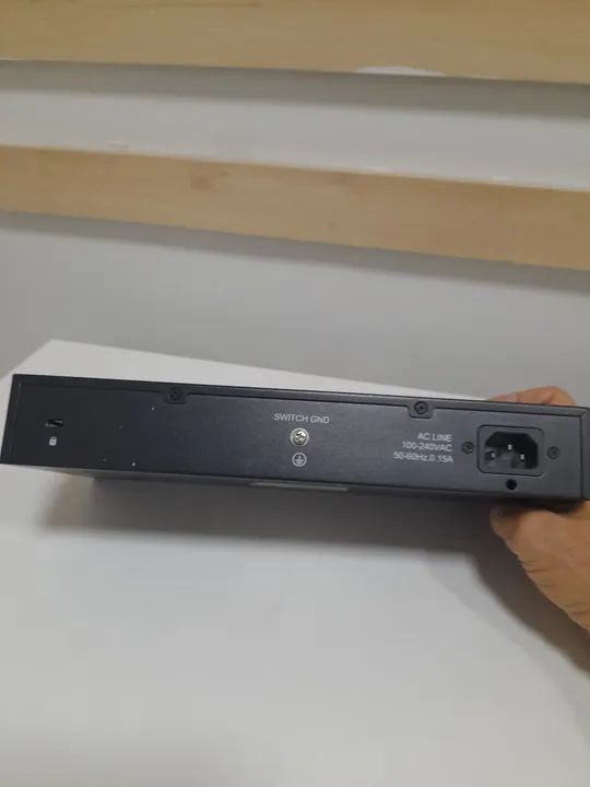 Switch D-Link 10/100 Des-1024D COM 24 Portas - Foto 4