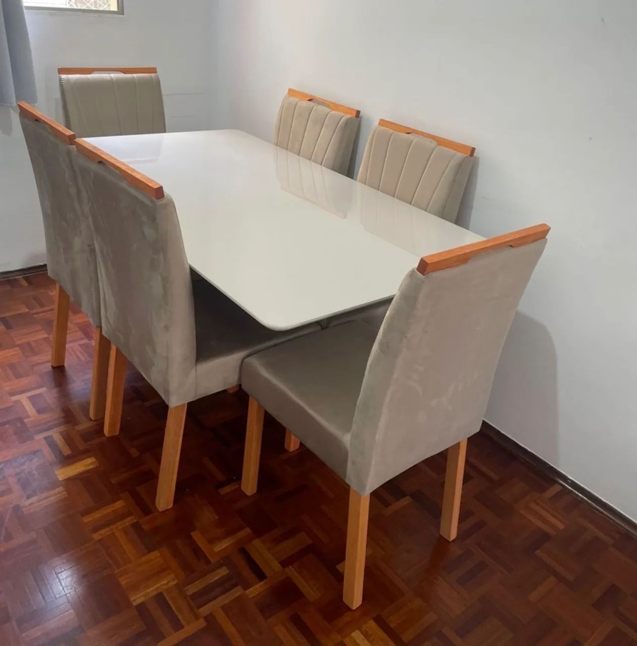Table 1.60 with 6 Chairs – NEW, LAST UNITS