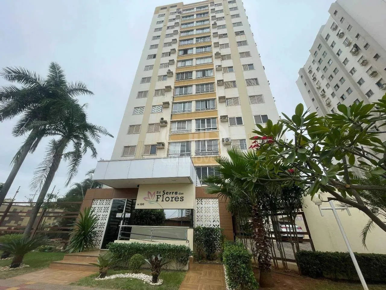 Apartamento com 3 quartos no Edifício Serra das flores