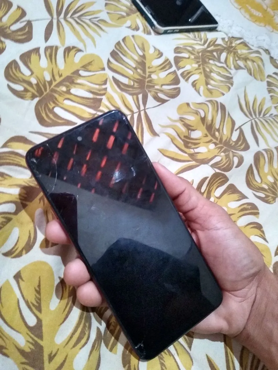 LG k52. (150 reais pra vender logo) Ganhei outro por isso tô vendendo barato