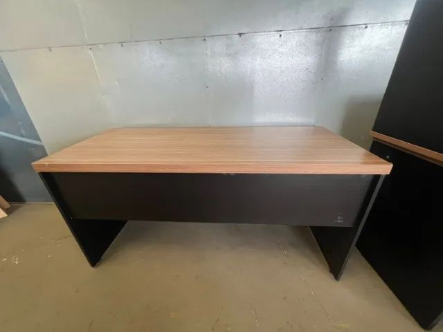 MESA DE ESCRITÓRIO 60X80x1,50