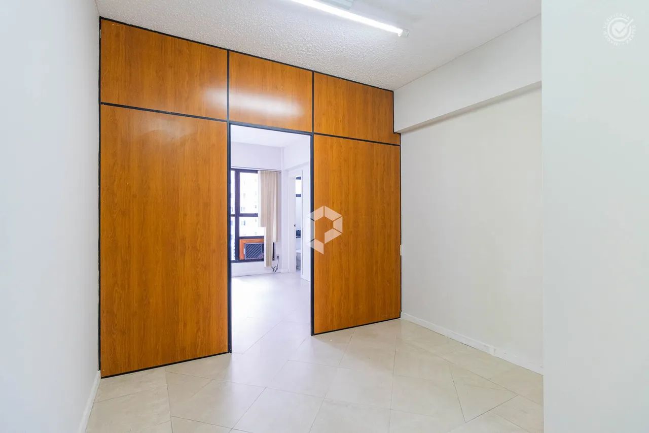 Sala com 2 Ambientes no Batel - Foto 2