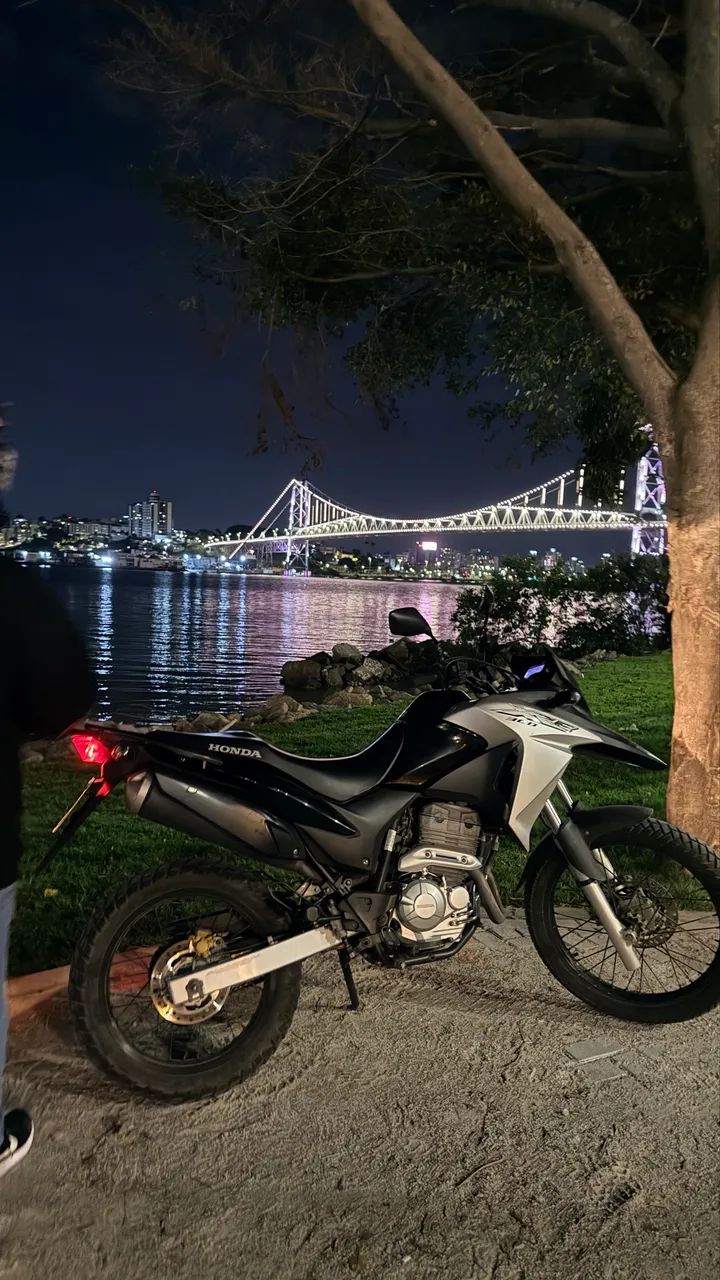 xre 300 2018 baixo km muito conservada 