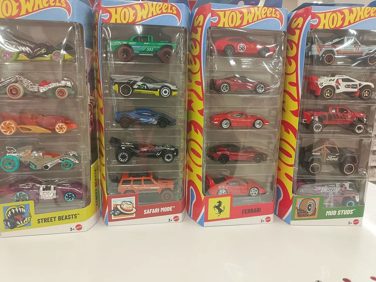 Carrinho/kit HOTWHEELS  - Foto 3