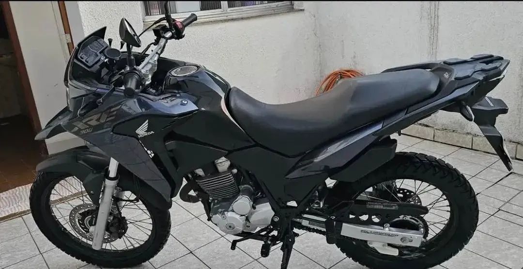 XRE 300 - Foto 2