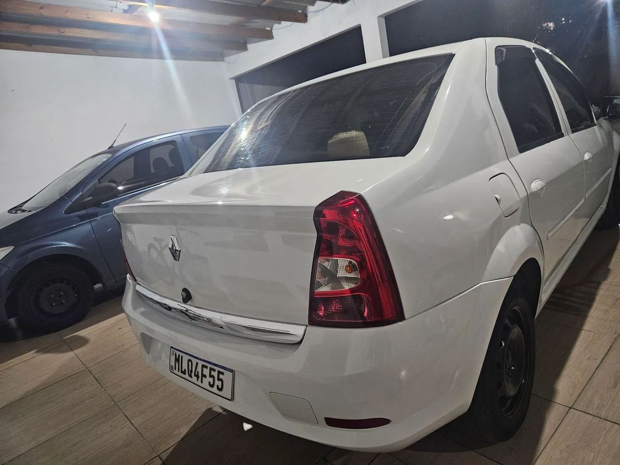 Renault Logan Expression Hi-flex 1.6 8V 4P 2013 - Foto 3