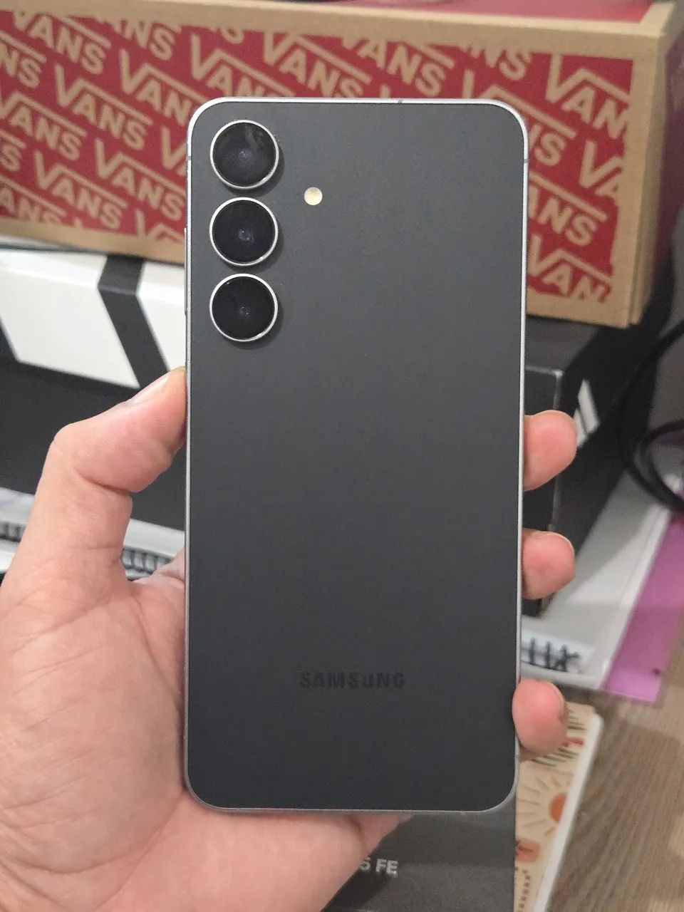 Samsung s25 fe 128gb zerado na caixa GARANTIA nota f - Foto 2