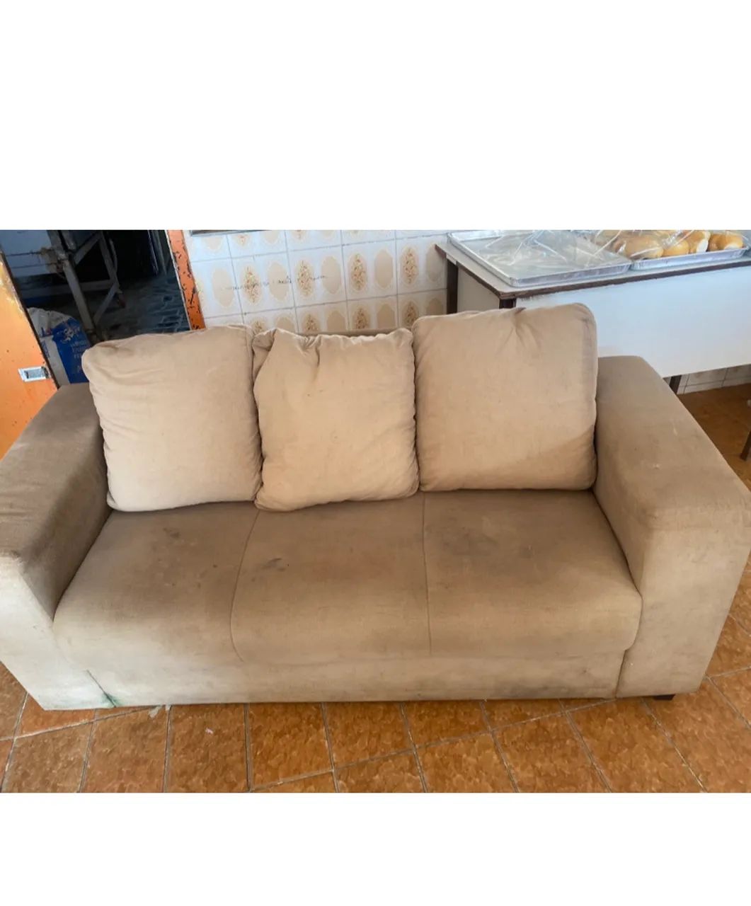 Vendo esse sofá ,