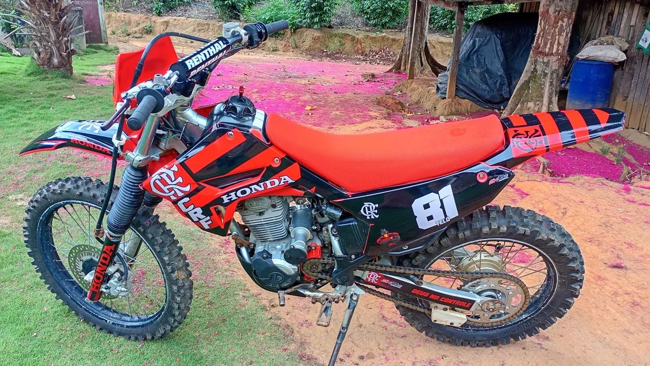 CRF 2016 - Foto 2