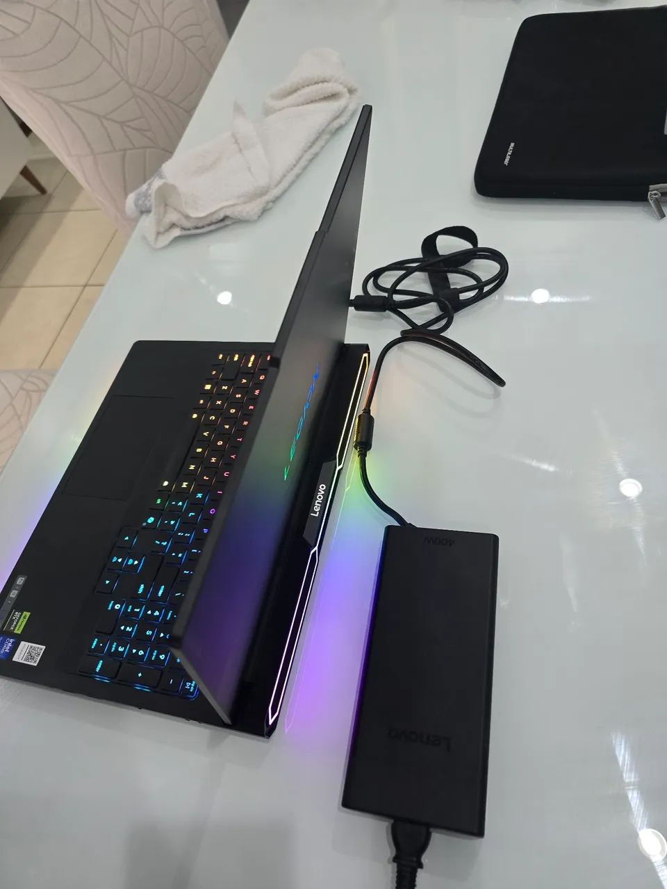 Lenovo Legion Pro 7i Intel Core Ultra 9 NVIDIA RTX 5080 16GB DDR7 64GB RAM 2TB armazena - Foto 4