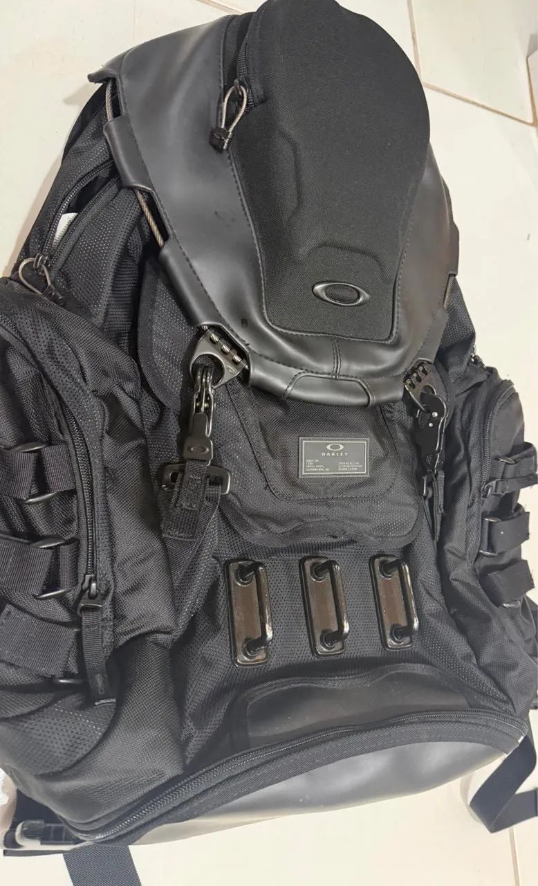 Mochila Oakley original, comprada no EUA em ótimo estado.  - Foto 2