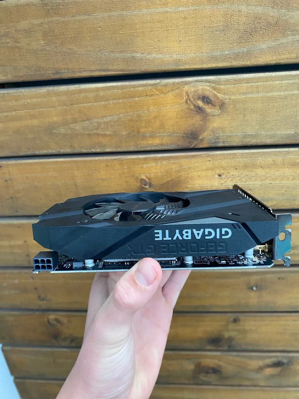 Placa de vídeo gtx 1650 gigabyte  - Foto 4
