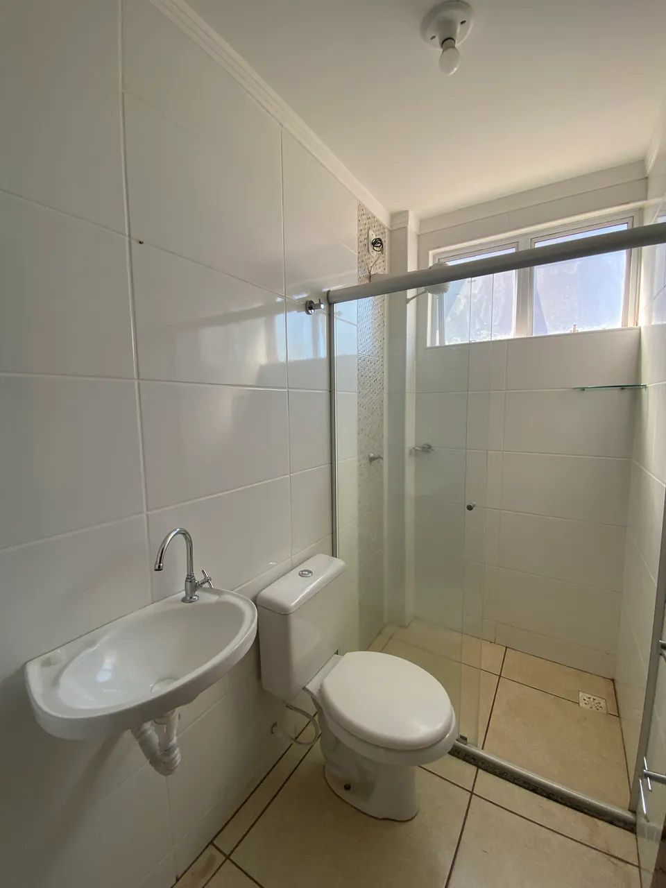 Apartamento c/ Ar Condicionado e Sacada  - Foto 5