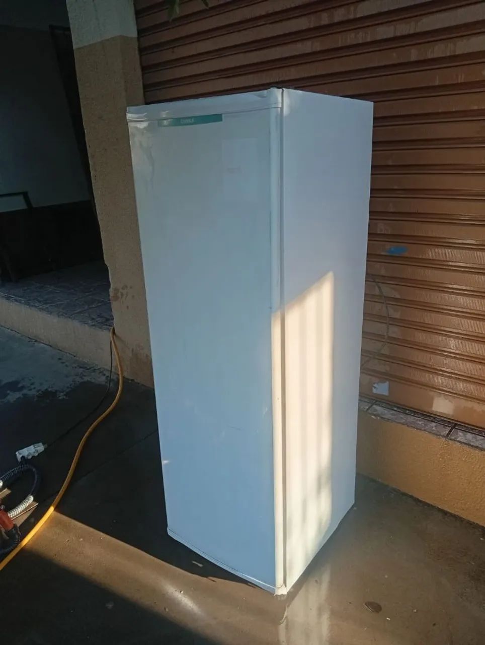 Freezer vertical vendo ou troco  - Foto 2