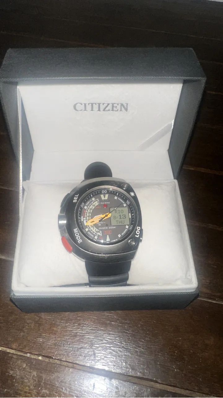 Citizen meia lua 