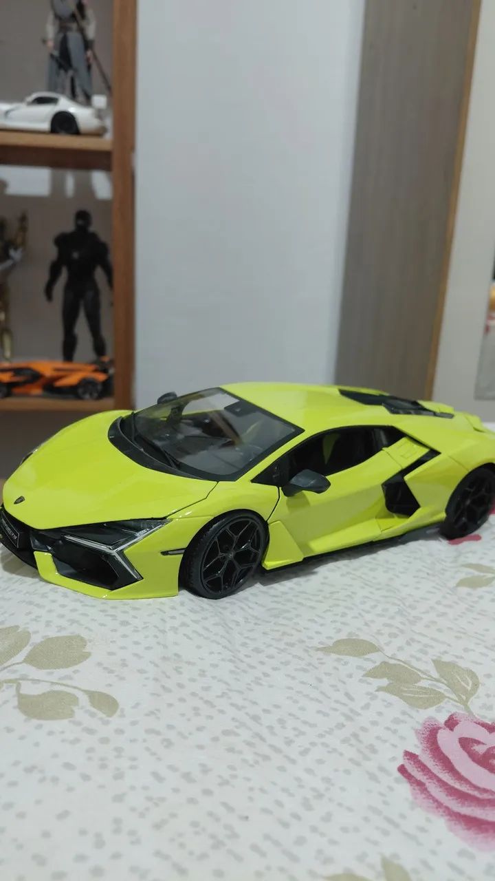 Lote 3 Miniaturas Lamborghini 1:18  - Foto 2