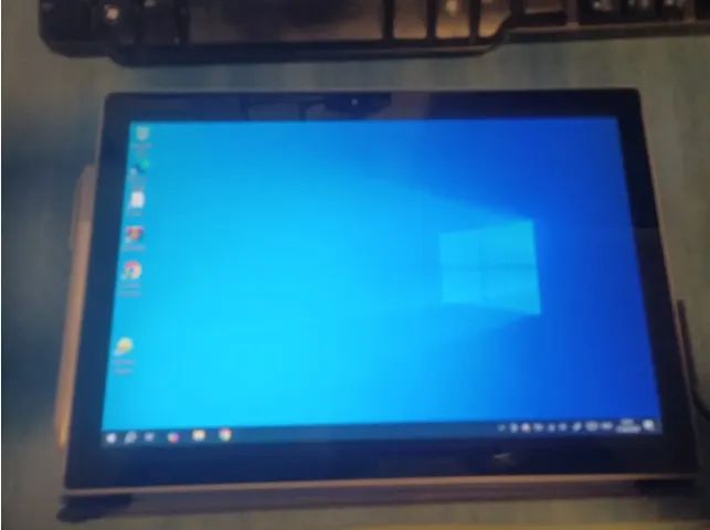 Microsoft Surface Pro 4, Core I5, 4 Gb Ram, Ssd 128 Gb Cinza (Usado) - Foto 2