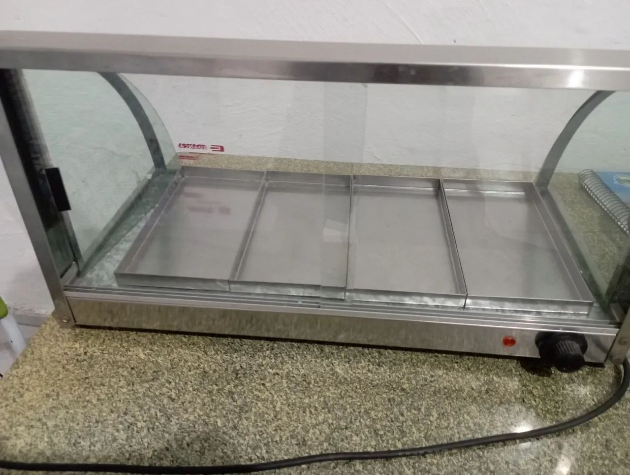 Estufa para salgados com 4 bandejas semi nova - Foto 2