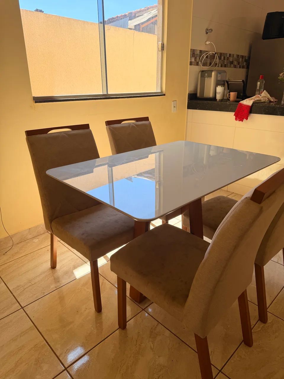 Mesa 4 cadeiras  - Foto 3