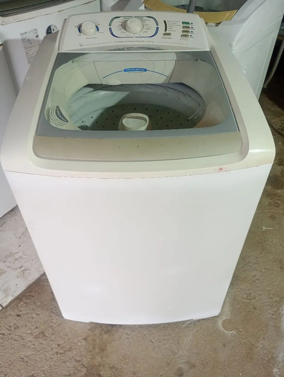 Máquina de lavar roupa 